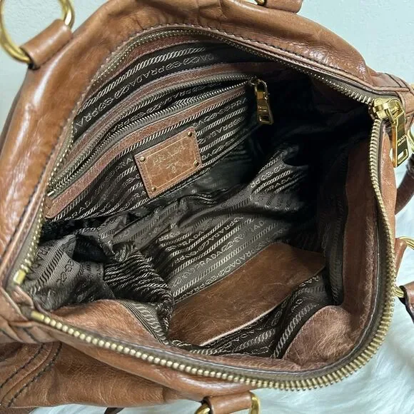 💯 Authentic Prada tote handbag
Two way🍀 - Picture 10 of 17